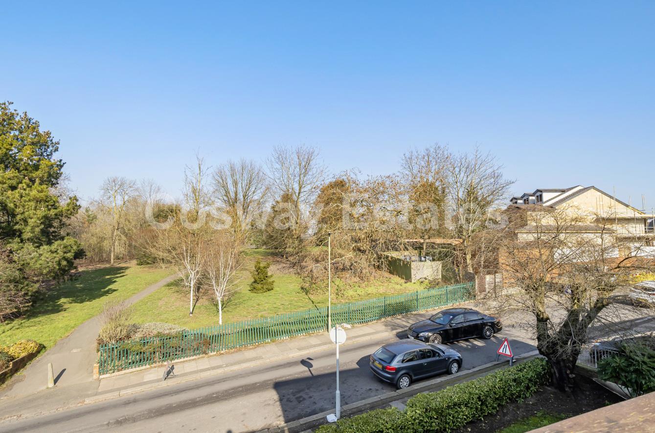 The Rise, Mill Hill